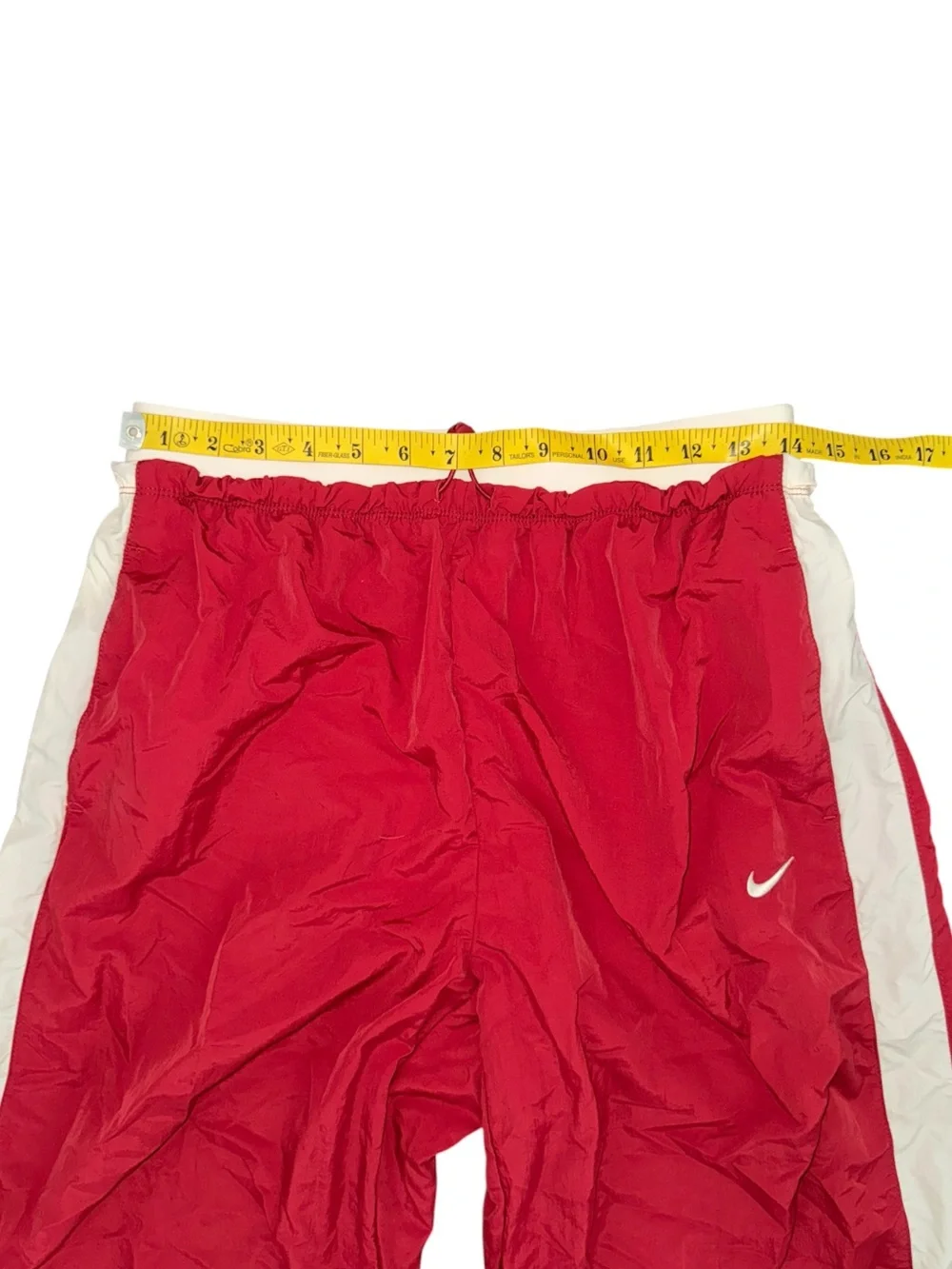 Nike Men's Wine Red Loose-Fit Jogger Pants
